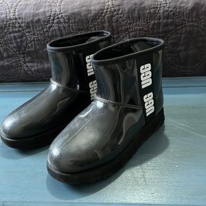UGG Size 7 waterproof boots